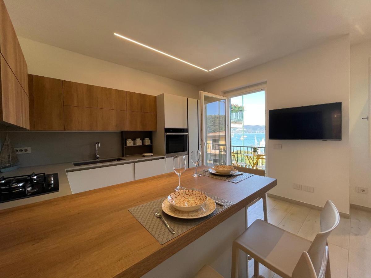 Casa Irene Terrazza Vista Mare E Garage Lägenhet Porto Venere Exteriör bild