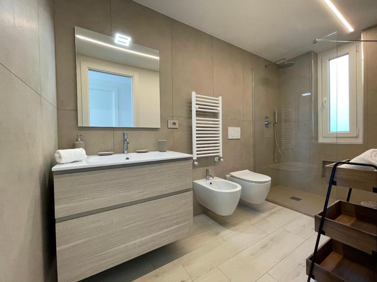 Casa Irene Terrazza Vista Mare E Garage Lägenhet Porto Venere Exteriör bild